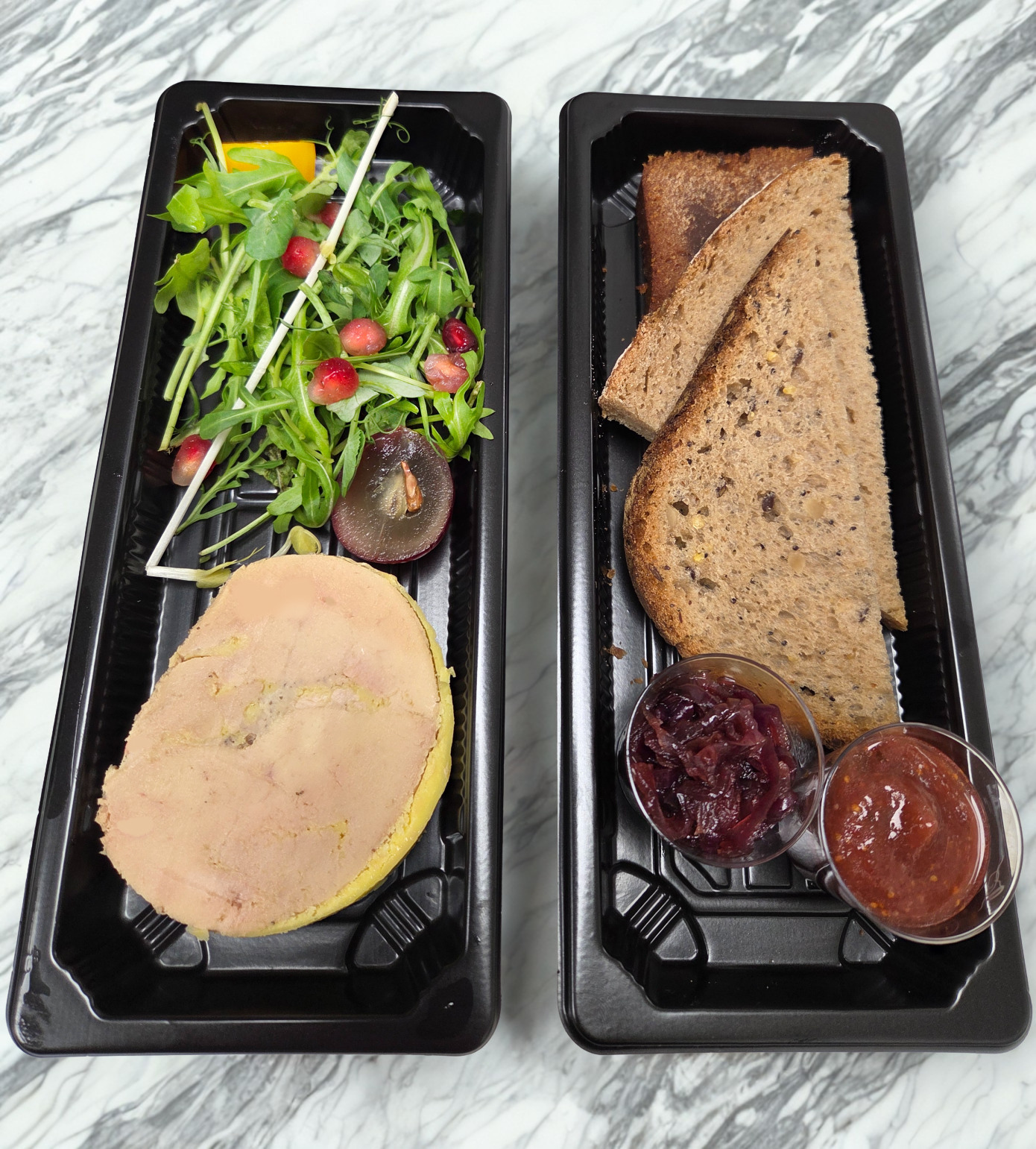  Foie gras entrée noël toast