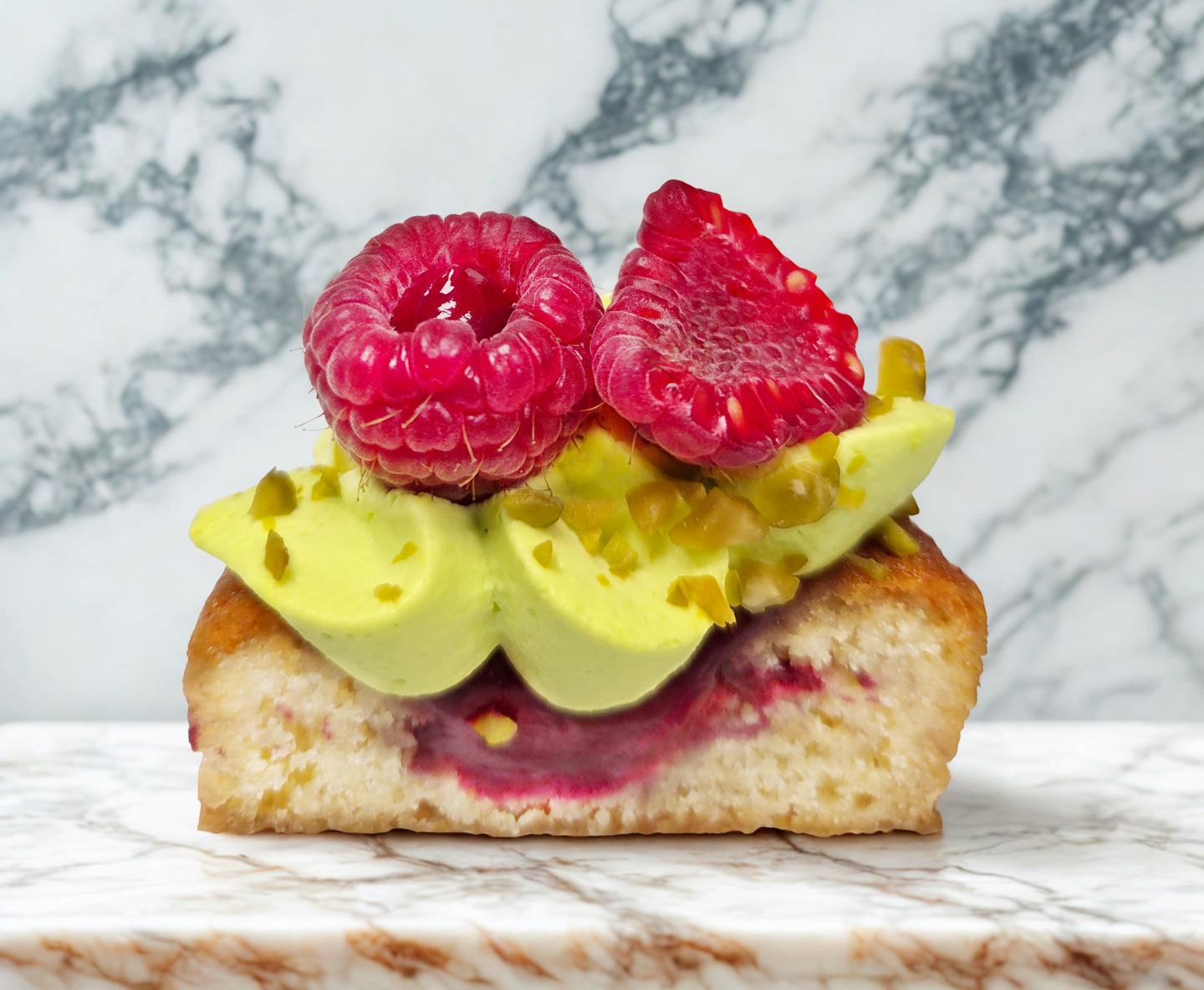  slide 8. Financier pistache framboise